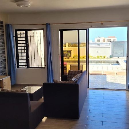 Coquette Villa Avec Piscine Flic en Flac Bagian luar foto